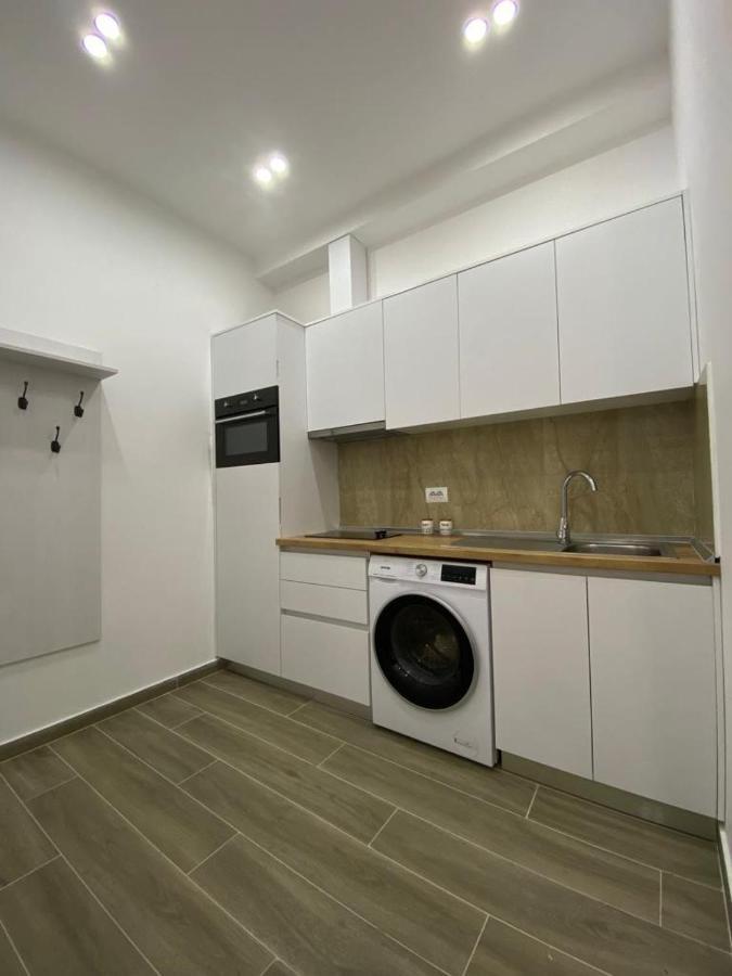 Apartament Apartament Me Qera Ditore Tirana Zewnętrze zdjęcie